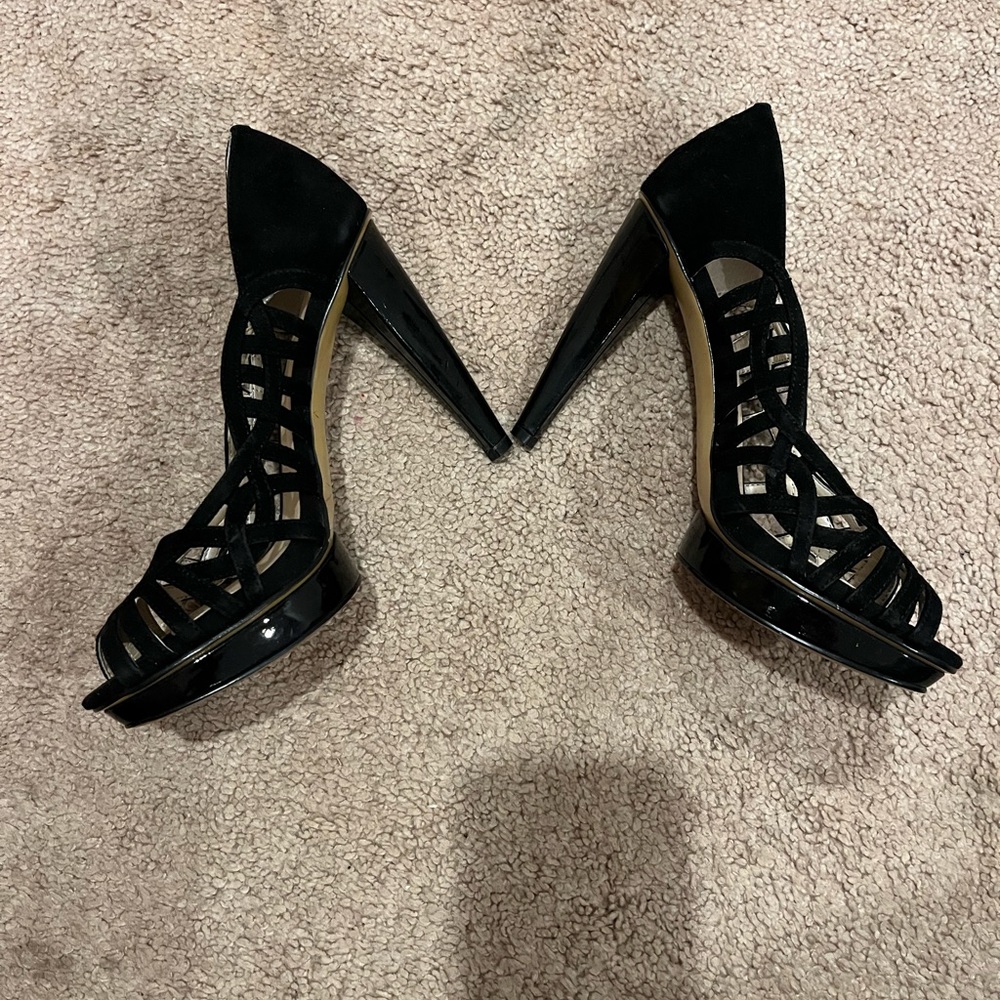 Nine West SPEED-UP Black Cut-out Suede
Peep-toe Platform Pump Heel Size 7